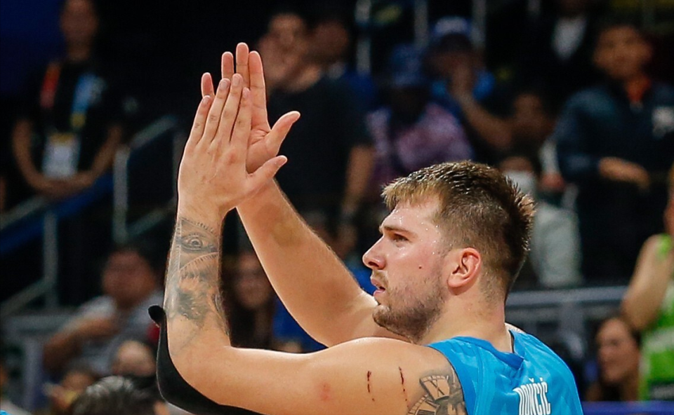 射击常规赛上演强强对话,漠南犀牛队读秒扳平天山飞鹰队,团队配合流畅;主场山呼海啸的简单介绍 射击常规赛上演强强对话,漠南犀牛队读秒扳平天山飞鹰队,团队配合流畅;主场山呼海啸的简单介绍