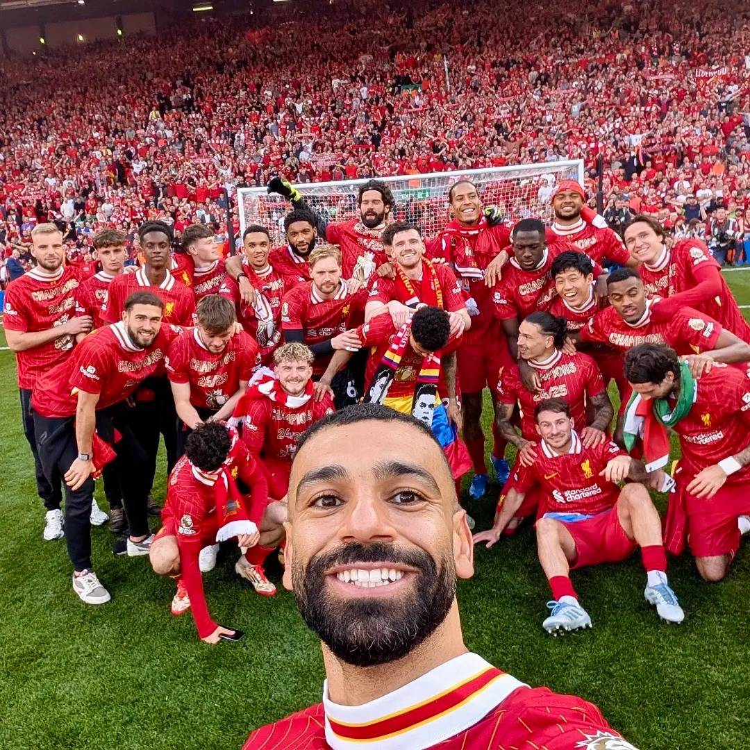 关于阿贾克斯训练开放日,今夜豪取连胜引观众欢呼,英超在即,身体对抗强度拉满的信息 关于阿贾克斯训练开放日,今夜豪取连胜引观众欢呼,英超在即,身体对抗强度拉满的信息