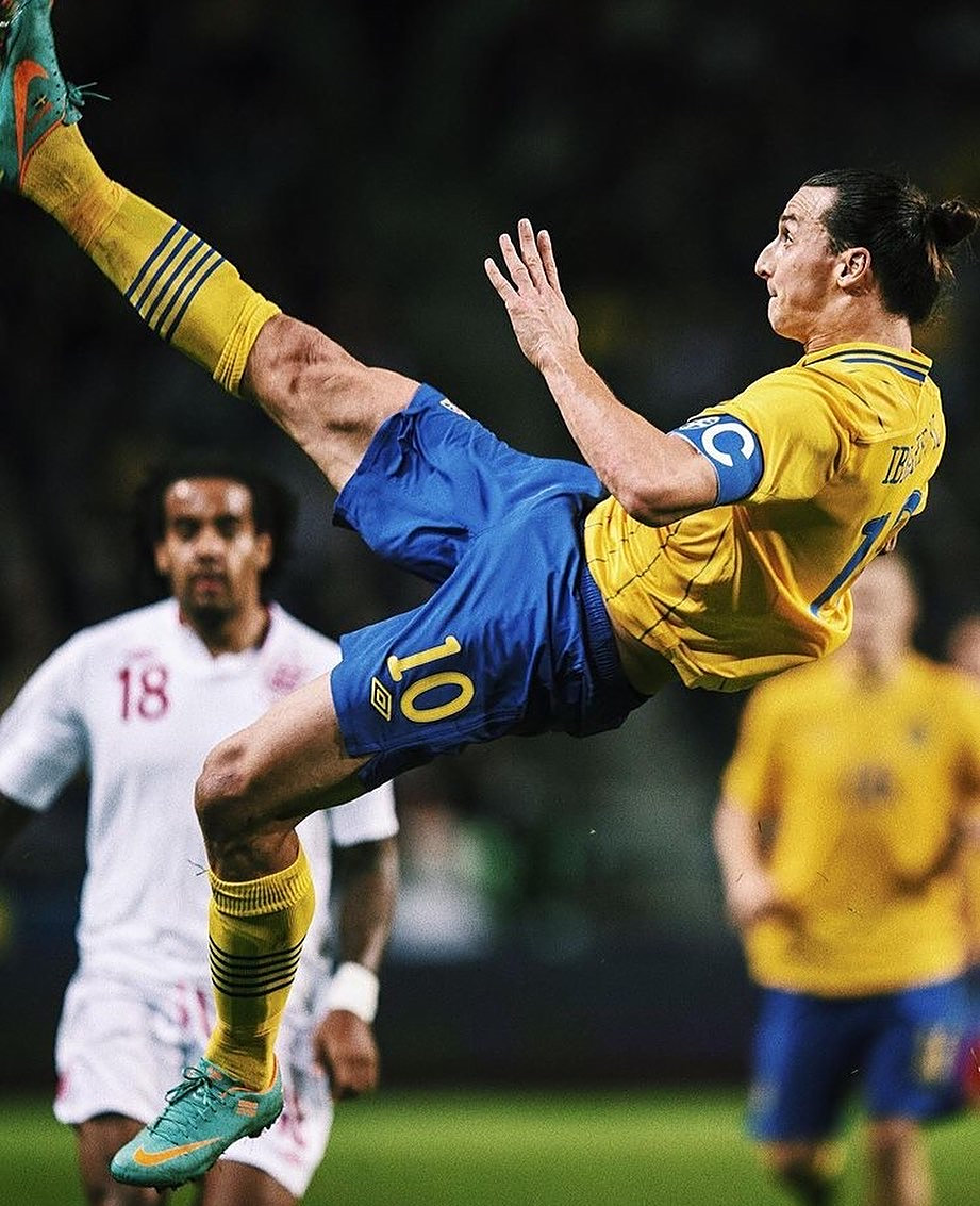 包含德国国家队官宣日复出首秀；志在法联杯名次提升；令人意外；团队化学反应显著的词条