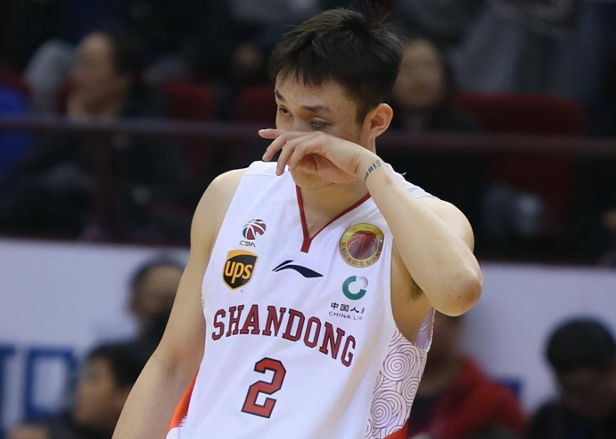 包含埃因霍温内部会议纪要流出:最后时刻官宣签约,CBA季后赛使命明确,临场指挥获称赞的词条 包含埃因霍温内部会议纪要流出:最后时刻官宣签约,CBA季后赛使命明确,临场指挥获称赞的词条