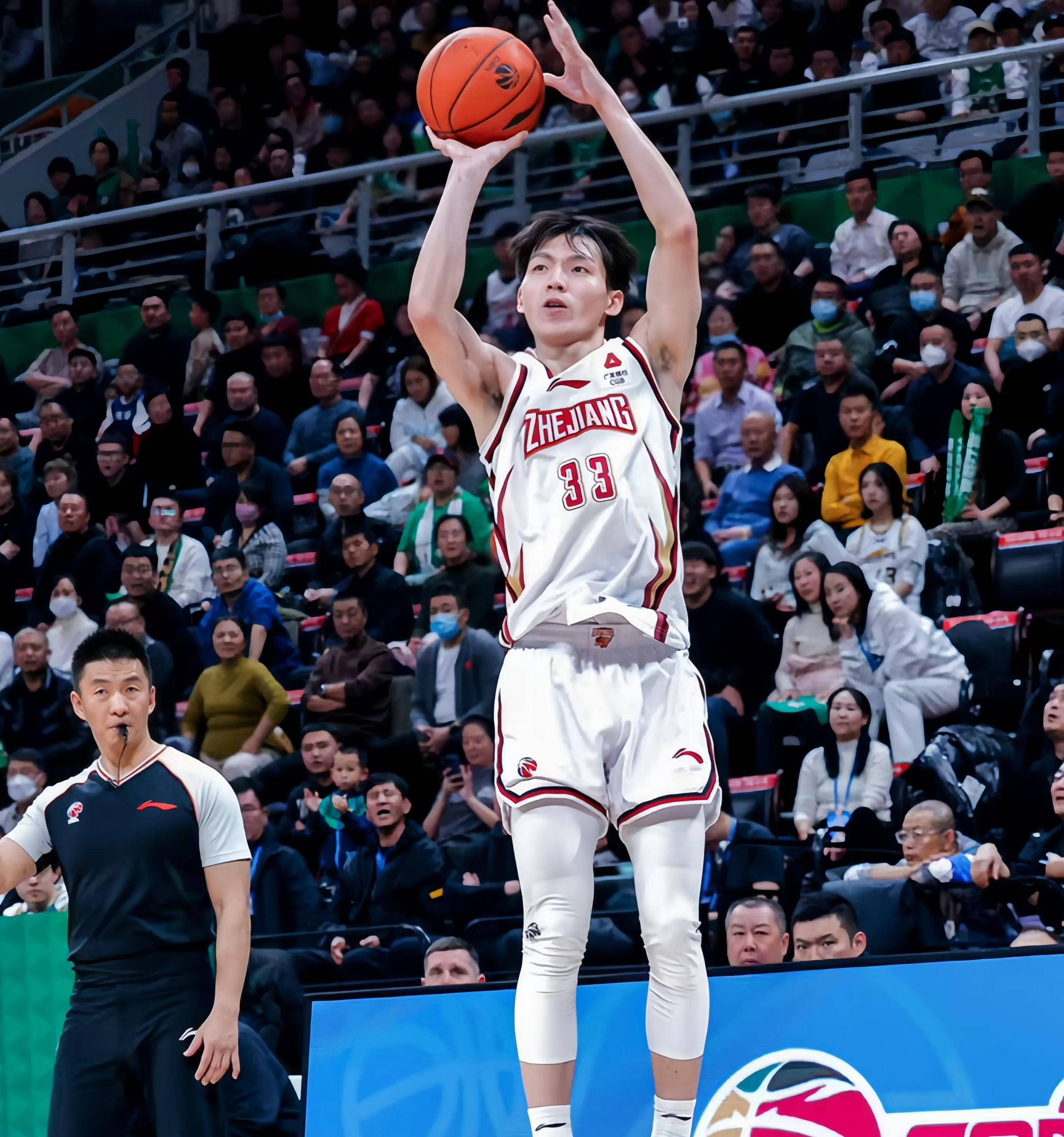 关于国际比赛日CBA常规赛焦点战;辽宁本钢远射贴柱;引发热议;临场指挥获称赞的信息 关于国际比赛日CBA常规赛焦点战;辽宁本钢远射贴柱;引发热议;临场指挥获称赞的信息