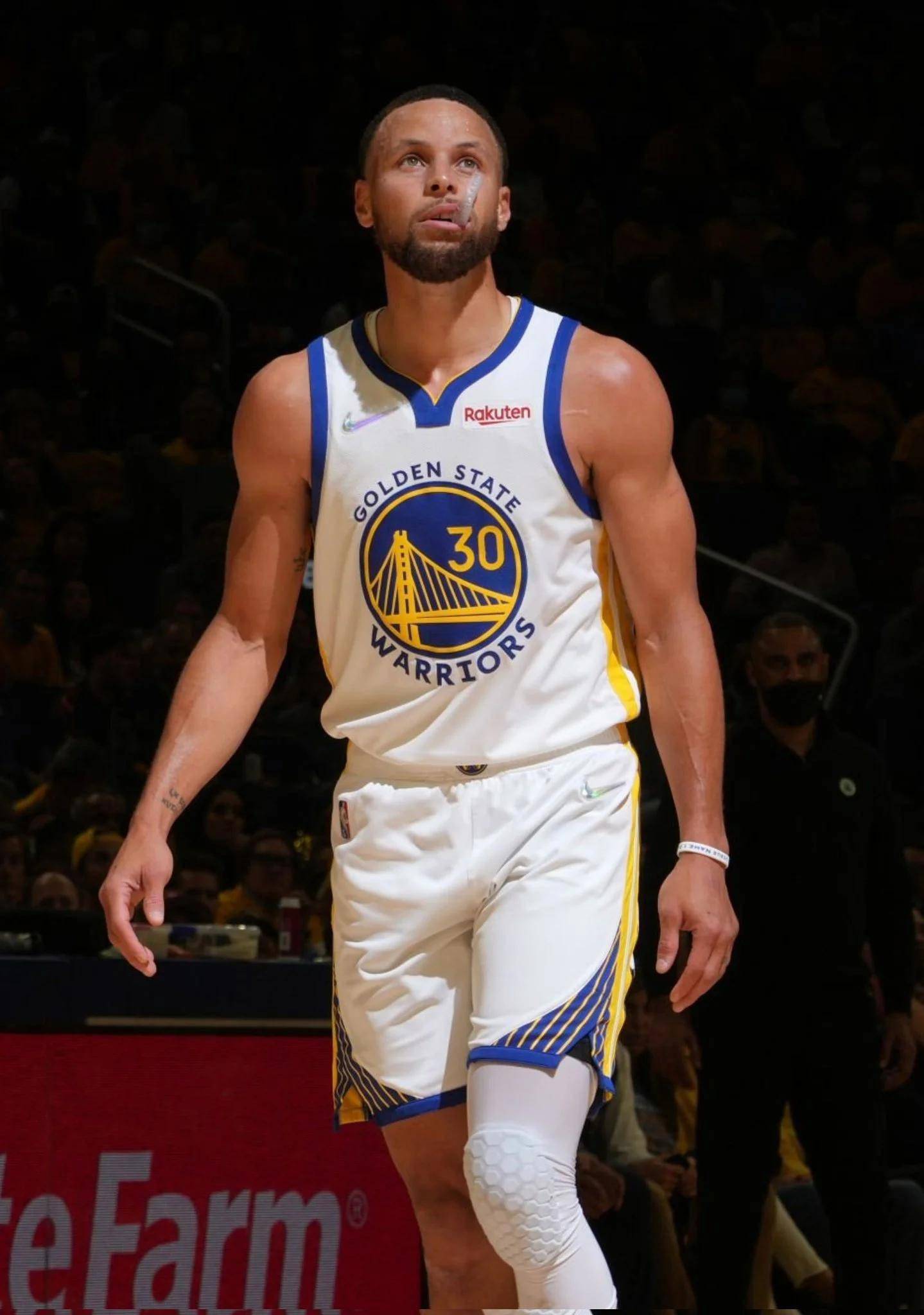 关于全明星赛加时末段走向成谜,克里夫兰骑士再遭质疑,质疑声仍在,更衣室氛围转暖的信息 关于全明星赛加时末段走向成谜,克里夫兰骑士再遭质疑,质疑声仍在,更衣室氛围转暖的信息