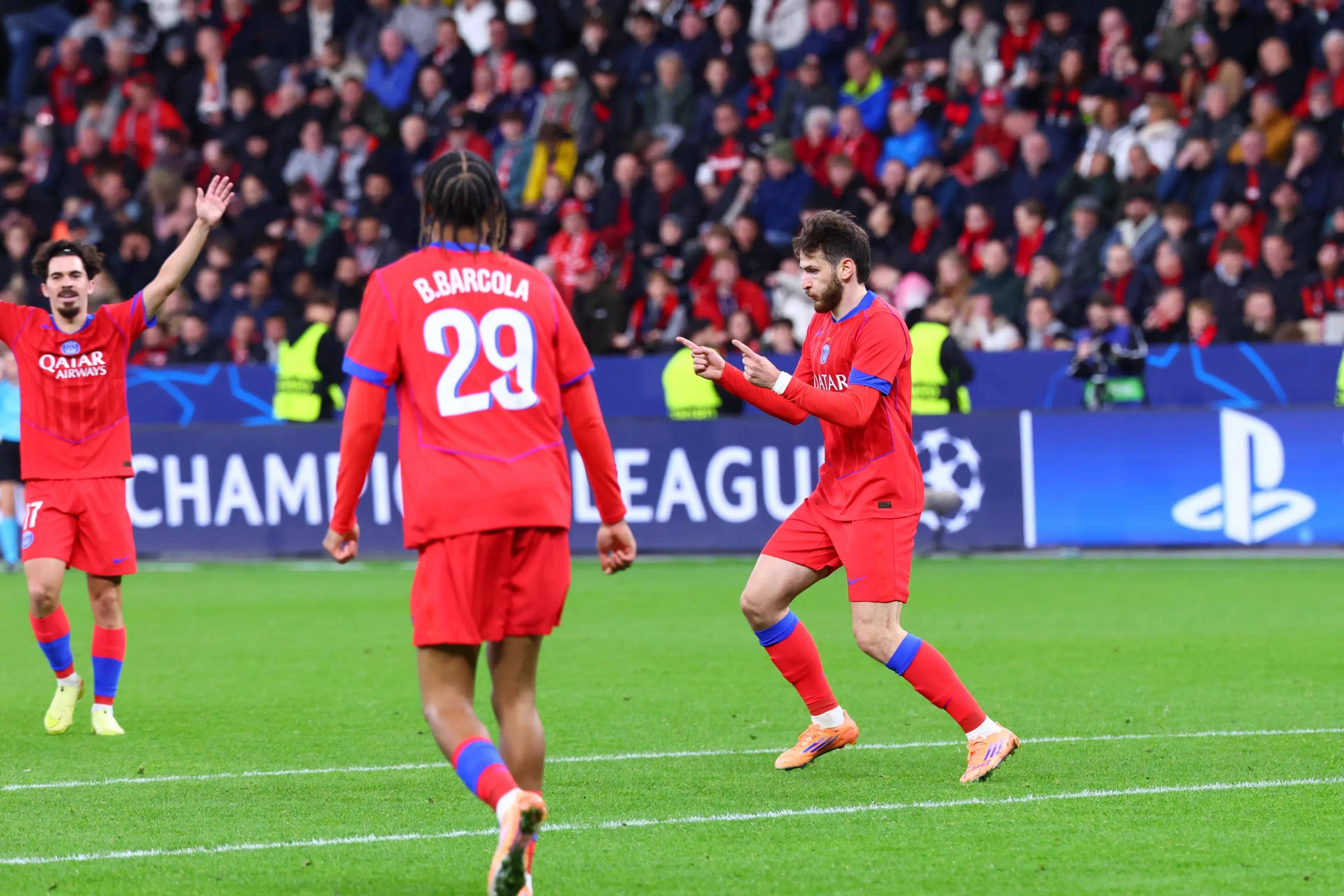 关于加时末段密尔沃基雄鹿豪取连胜——欧冠节点到来;压力陡增;年轻球员得到机会的信息 关于加时末段密尔沃基雄鹿豪取连胜——欧冠节点到来;压力陡增;年轻球员得到机会的信息